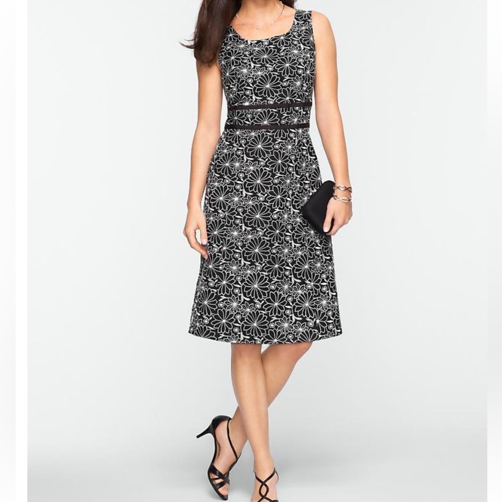 Talbots Embroidered Daisy Dress Cocktail Dress Size 14